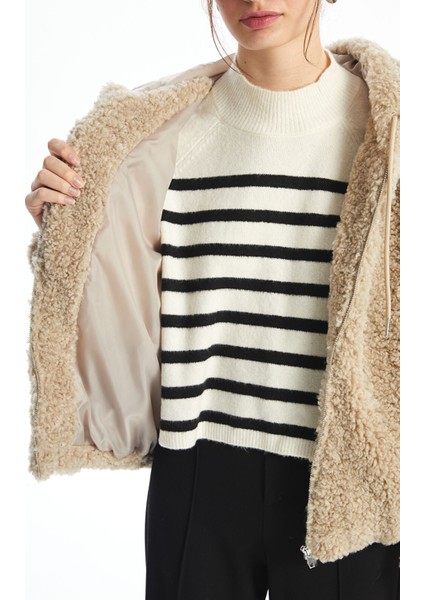 Yeni Sezon Kapüşonlu Kadın Teddy Mont fırsatları