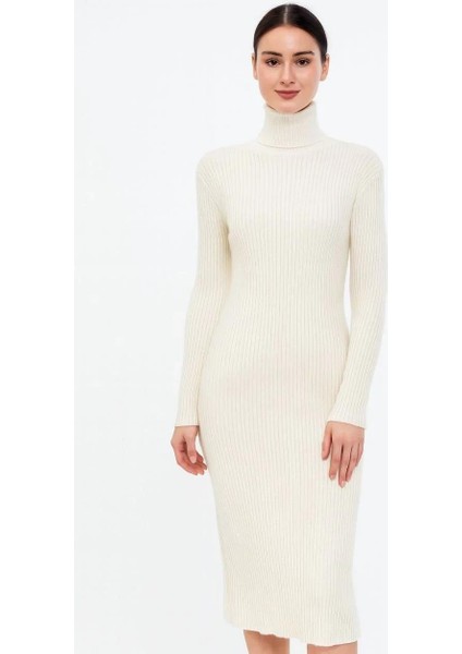 Kadın Boğazlı Triko Elbise – Uzun Fitilli Esnek Dokuma, Tam Kalıp, Kışlık & Baharlık Şık Rahat Stil, 130 cm Midi Boy Elbise - Beyaz