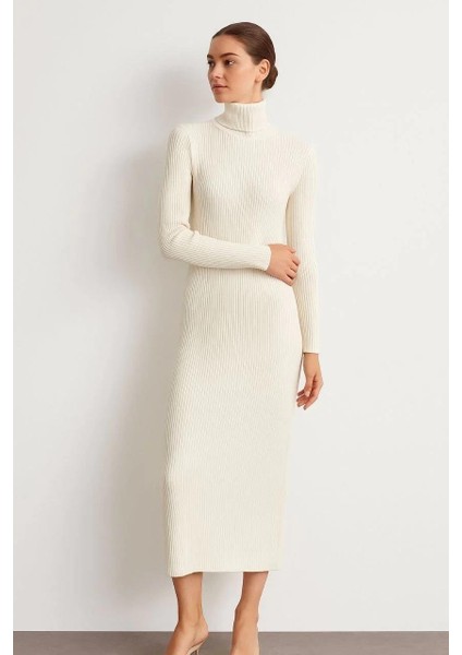 Kadın Boğazlı Triko Elbise – Uzun Fitilli Esnek Dokuma, Tam Kalıp, Kışlık & Baharlık Şık Rahat Stil, 130 cm Midi Boy Elbise - Beyaz modelleri