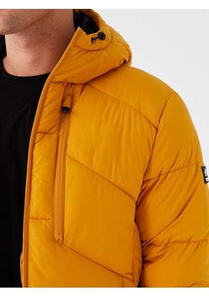 Yeni Sezon Slim Fit Kapüşonlu Erkek Şişme Mont fırsatları