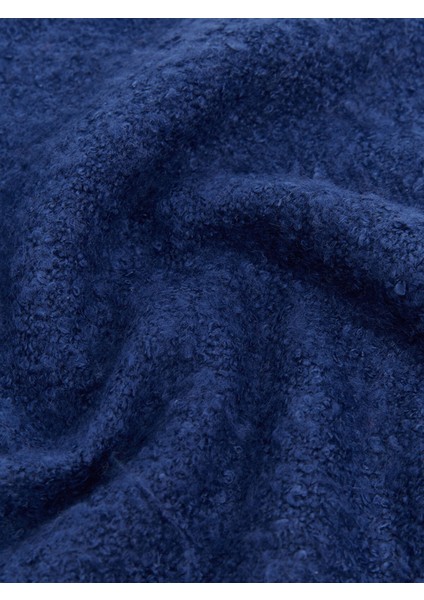 Yeni Sezon Düz Püsküllü Kadın Atkı modelleri