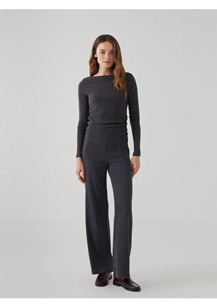 Yeni Sezon Standart Fit Dokulu Kadın Pantolon