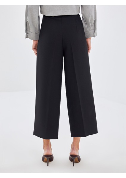 Yeni Sezon Standart Fit Geniş Paça Kadın Pantolon fırsatları