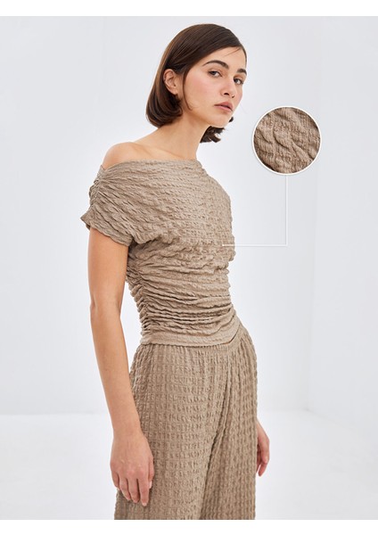 Yeni Sezon Kayık Yaka Dokulu Kadın Bluz