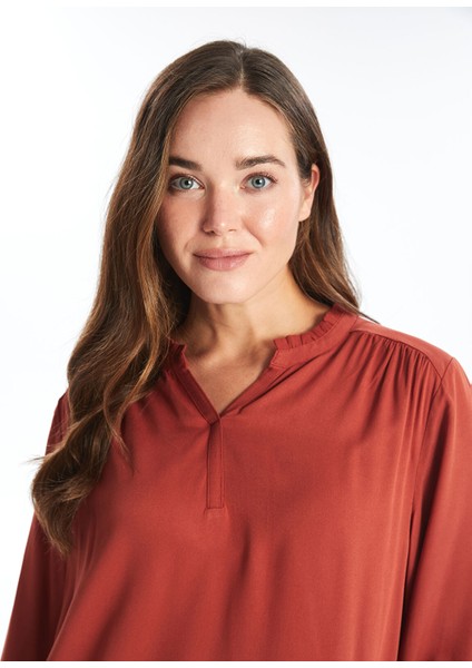 Yeni Sezon Kaçık Yaka Düz Uzun Kollu Kadın Bluz modelleri