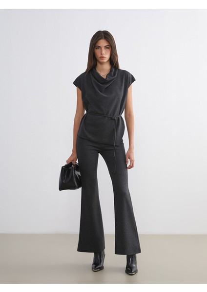 Yeni Sezon Dökümlü Yaka Bluz fiyatları