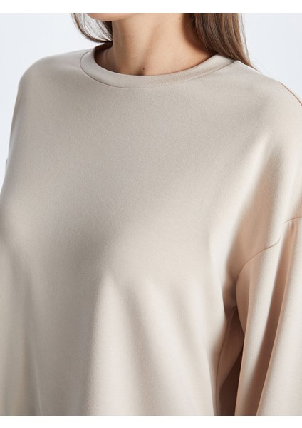 Yeni Sezon Bisiklet Yaka Oversize Kadın Sweatshirt fırsatları