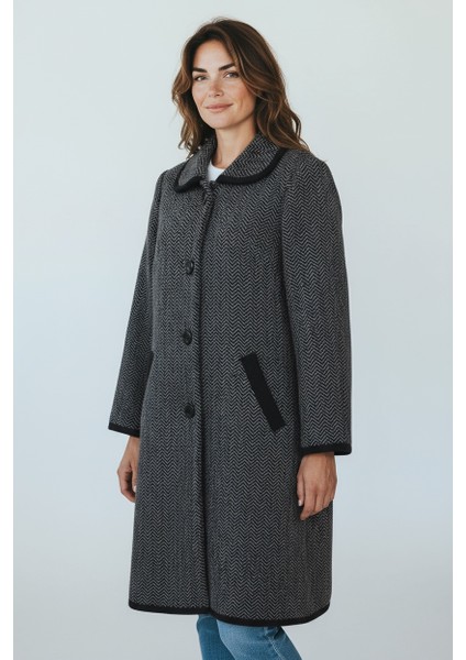 Kadın Önü Düğmeli Cepli Kalın Triko Hırka modelleri