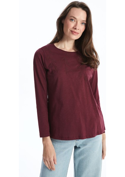 Yeni Sezon Bisiklet Yaka Nakışlı Kadın Bluz