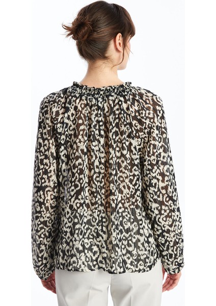 Yeni Sezon Bağlamalı Yaka Desenli Kadın Bluz fırsatları