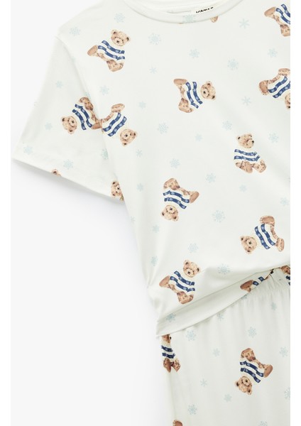 Rahat Kalıp Kısa Kollu Bisiklet Yaka Ayıcık Baskılı Pijama Takımı modelleri