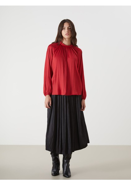 Yeni Sezon Dik Yaka Oversize Saten Kadın Bluz fiyatları