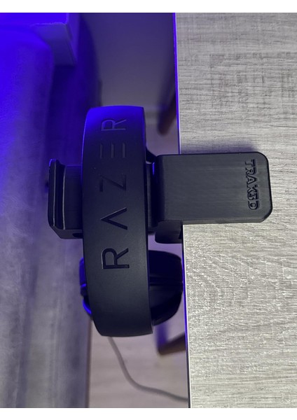 Premium Siyah Asılabilir Kulaklık Standı – Pro Sağlam V5 Modeli, Kaydırmaz Keçeli, Sağlam Vidalı, Ergonomik Masaüstü Askı, Shadow Edition (Montaj Videosunu Izlemeden Kullanmayın)