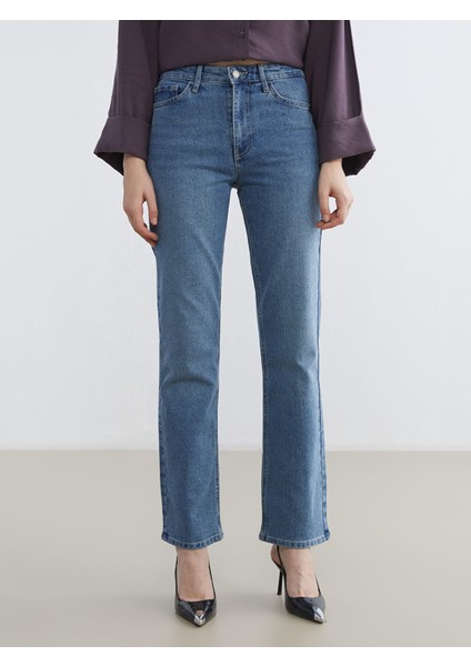 Yeni Sezon Straight Fit Kadın Jean Pantolon fiyatları