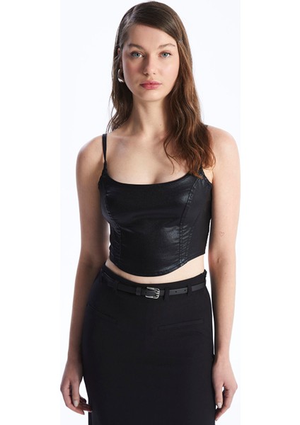 Yeni Sezon U Yaka Deri Görünümlü Kadın Crop fiyatları