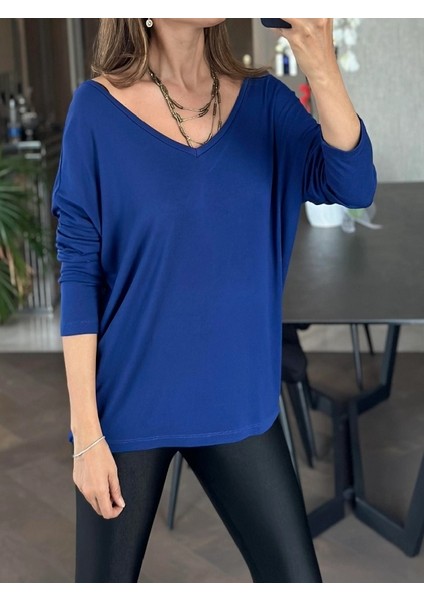 Arkası ve Önü V Yaka Salaş Bluz modelleri