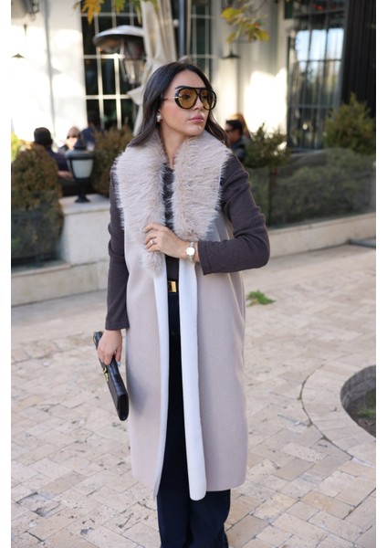 Yakası Kürk Detaylı Uzun Triko Yelek modelleri