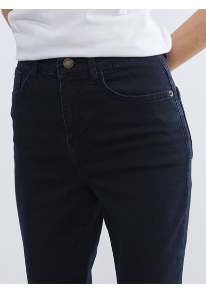 Yeni Sezon Flare Kadın Jean Pantolon modelleri