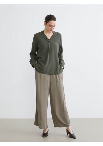 Yeni Sezon Kaçık Yaka Bluz fiyatları