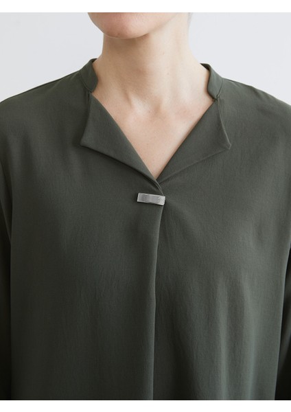 Yeni Sezon Kaçık Yaka Bluz modelleri