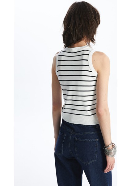 Yeni Sezon Bisiklet Yaka Çizgili Crop Kadın Triko Atlet indirimleri