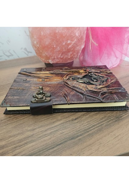 Hakiki Deri Italyan Baskili Özel Ejderha Desen El Yapımı Defter modelleri