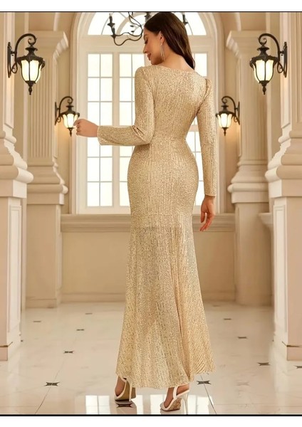 Uzun Koll Kruvaze Yaka Pulpayetli Abiye Elbisesi