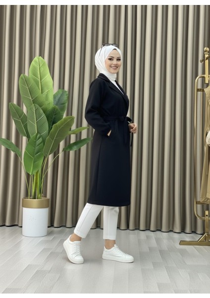 Bondit Kumaş Cepli Kuşaklı Kadın Trençkot fırsatları