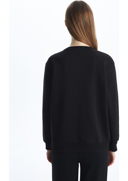 Yeni Sezon Bisiklet Yaka Nakışlı Kadın Kalın Sweatshirt fırsatları