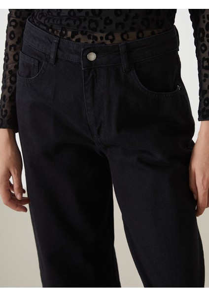 Yeni Sezon Baggy Fit Kadın Jean Pantolon modelleri