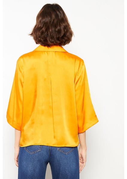 Yeni Sezon Önden Düğme Kapamalı Düz Saten Kadın Gömlek indirimleri
