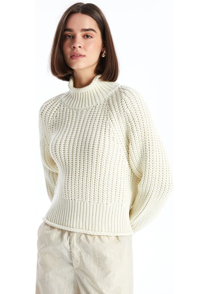 Yeni Sezon Bisiklet Yaka Kendinden Desenli Uzun Kollu Oversize Kadın Triko Kazak