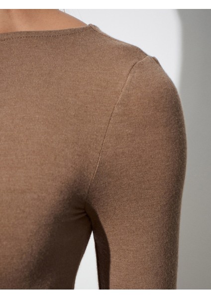 32325 Kayık Yaka Uzun Kollu Top-Vizon fırsatları