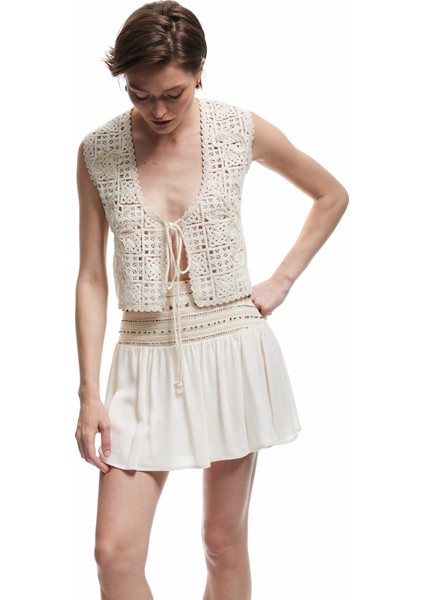 Viskon Kumaş Kroşe Detaylı Boncuk Işlemeli Mini Kloş Etek