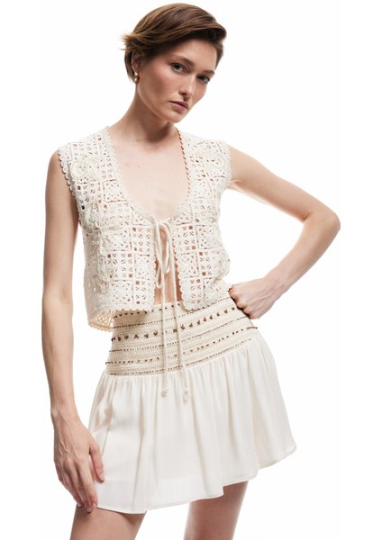 Viskon Kumaş Kroşe Detaylı Boncuk Işlemeli Mini Kloş Etek fiyatları