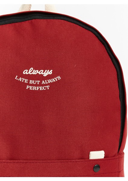 Yeni Sezon Yazı Baskılı Kadın Sırt Çantası fırsatları