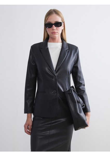 Yeni Sezon Kadın Deri Görünümlü Blazer Ceket