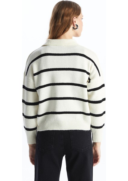 Yeni Sezon Polo Yaka Çizgili Oversize Kadın Triko Kazak indirimleri