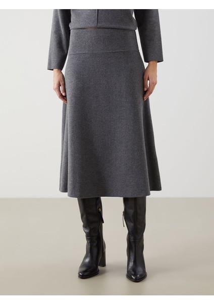 Yeni Sezon Beli Lastikli Kadın Triko Etek fiyatları