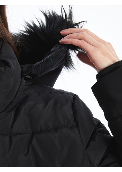 Yeni Sezon Kadın Kapüşonlu Düz Şişme Mont fırsatları