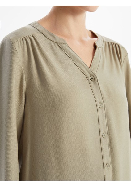 Yeni Sezon Kaçık Yaka Kadın Bluz fırsatları