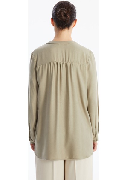 Yeni Sezon Kaçık Yaka Kadın Bluz indirimleri