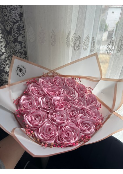 19'lu Solmayan Pembe Gül Buketi modelleri