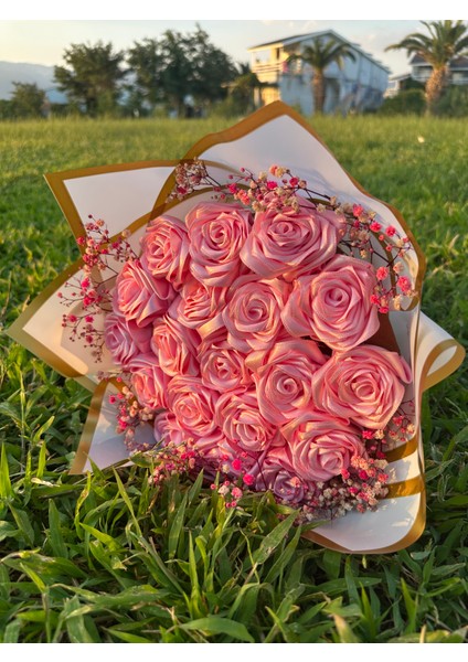 19'lu Solmayan Pembe Gül Buketi fırsatları