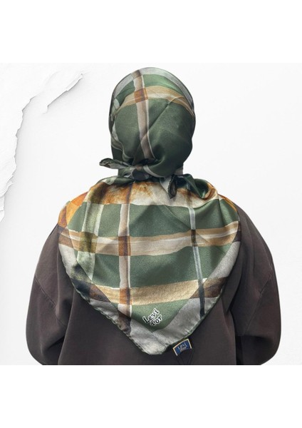 Taşlanmış Kristal Eşarp