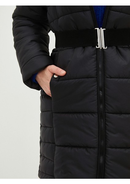 Yeni Sezon Kadın Kapüşonlu Düz Şişme Mont indirimleri