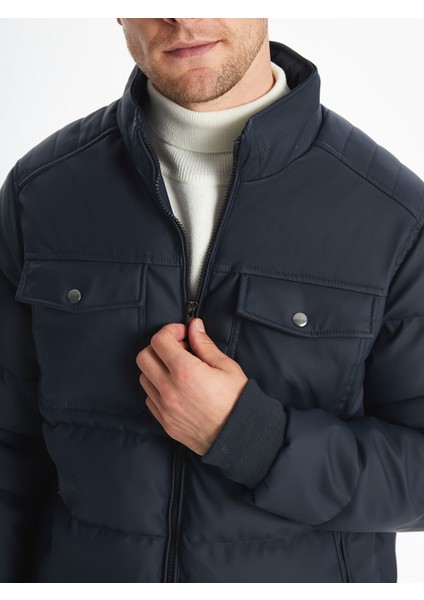 Yeni Sezon Standart Kalıp Dik Yaka Erkek Deri Görünümlü Mont modelleri