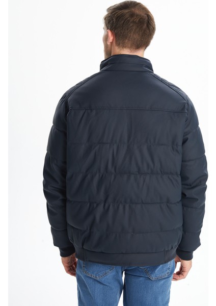 Yeni Sezon Standart Kalıp Dik Yaka Erkek Deri Görünümlü Mont indirimleri