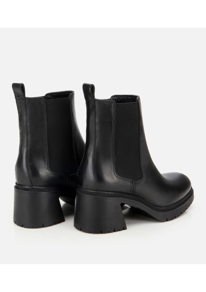 01BOH313160A100 KADIN Deri Siyah Lastik Detaylı Kalın Topuklu Bot fırsatları