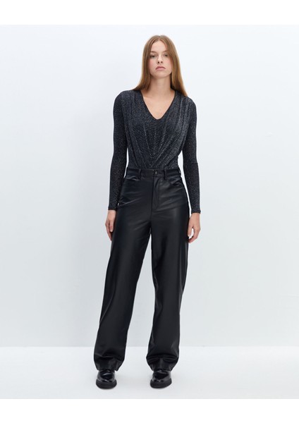 Yeni Sezon Dar Fit Deri Görünümlü Kadın Pantolon